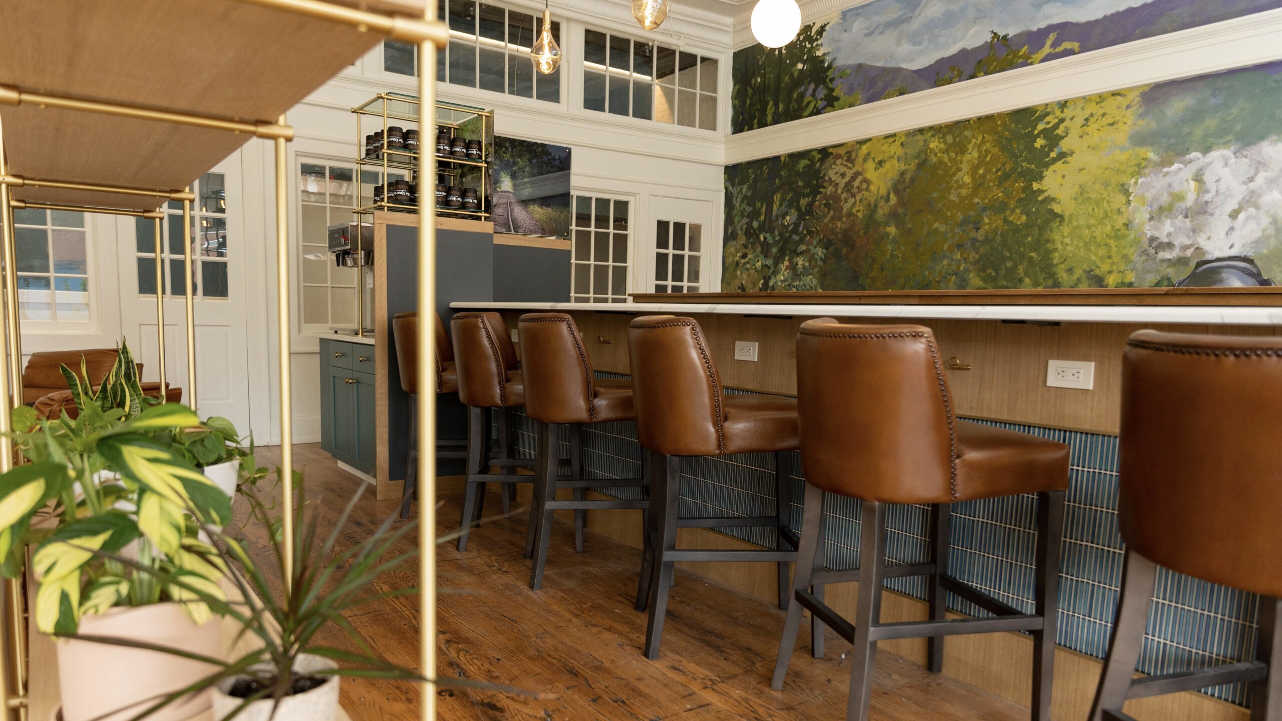 the-quarters-interior-photo-3